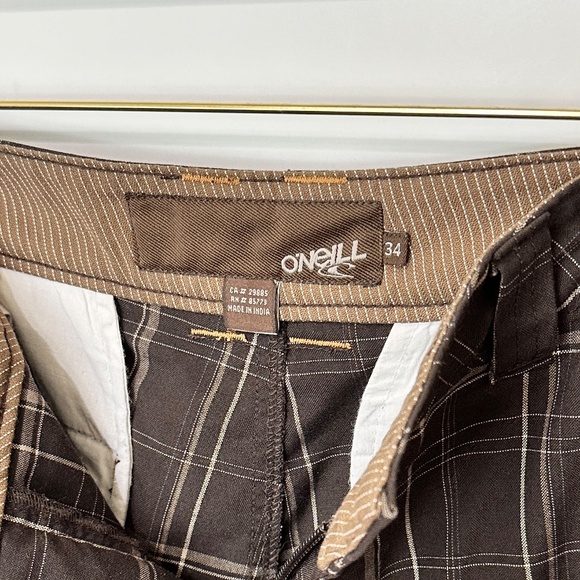 O’Neill Shorts Men’s Size 34 Brown Plaid Vintage Triumph Style Flat Front - Picture 5 of 8